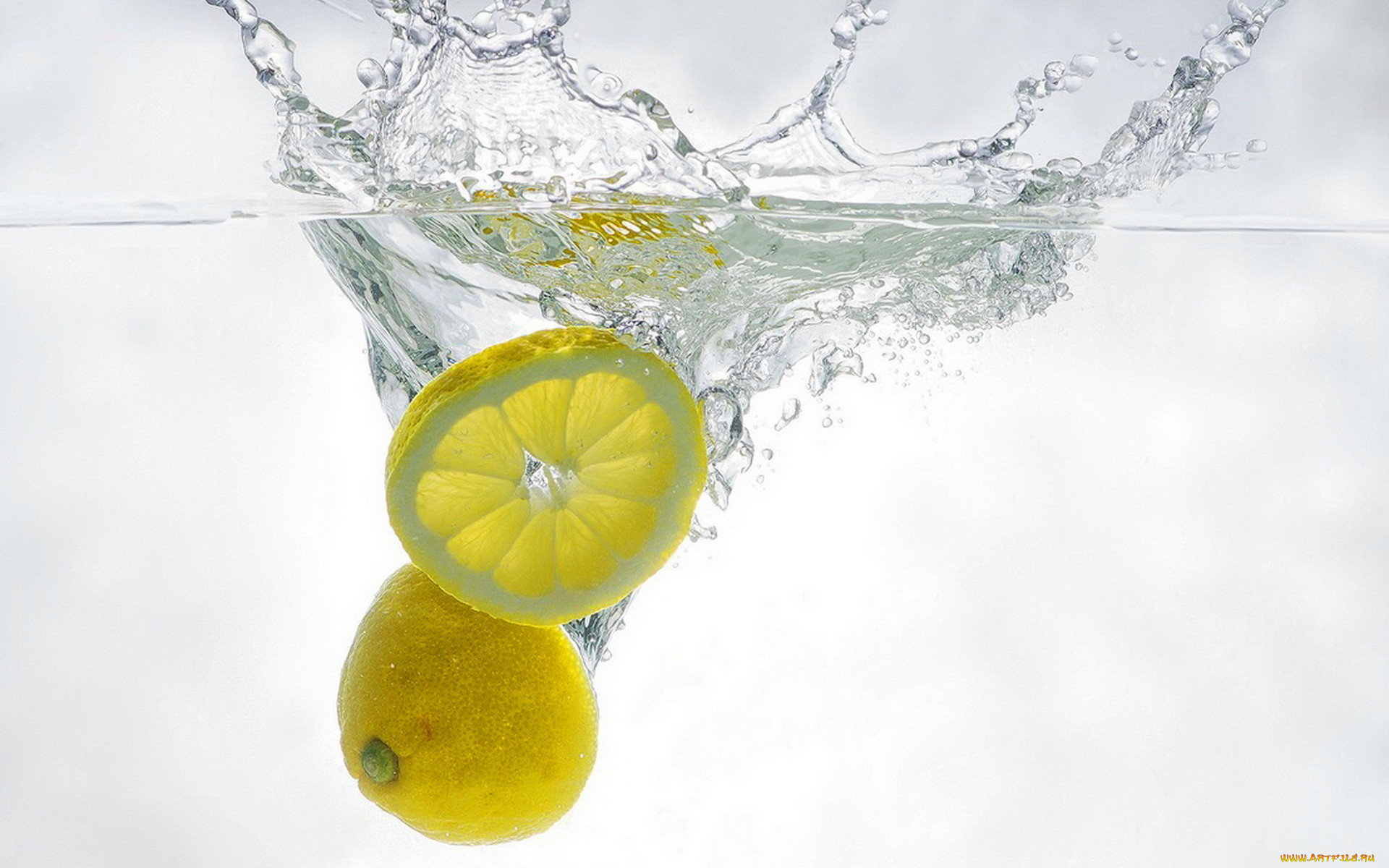 Киви лимон вода отзывы. Сочные фрукты. Фрукты в воде. Сочные фрукты в воде. Вода с лимоном.